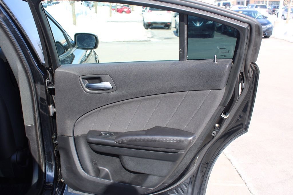 Used 2018 Dodge Charger GT w/ Blacktop Package image 20