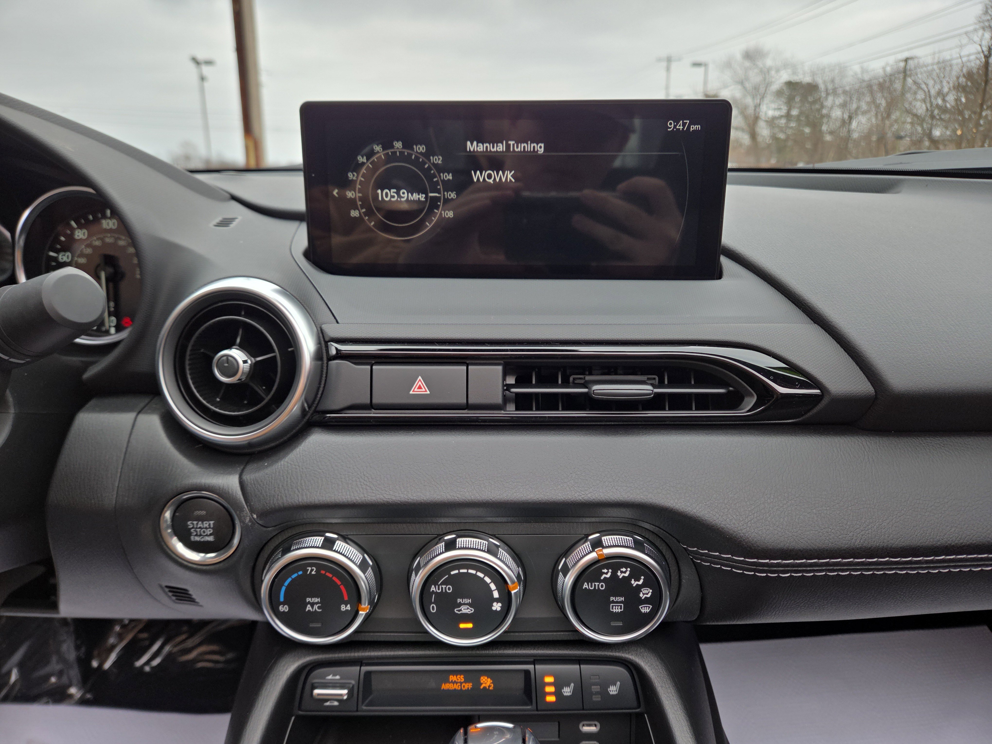 New 2025 MAZDA MX-5 Miata RF Grand Touring RWD image 25