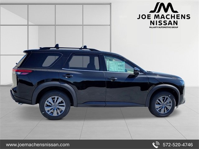 New 2025 Nissan Pathfinder SV image 6