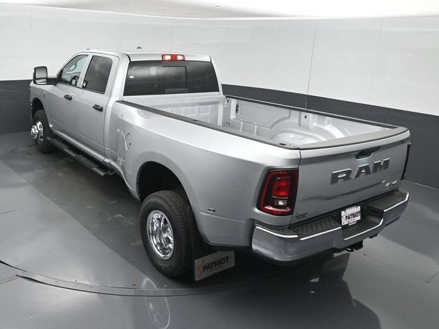 New 2026 RAM 3500 Tradesman AWD/4WD image 38