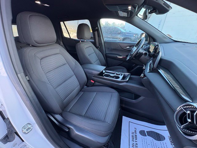 Used 2026 Chevrolet Equinox LT AWD/4WD image 25