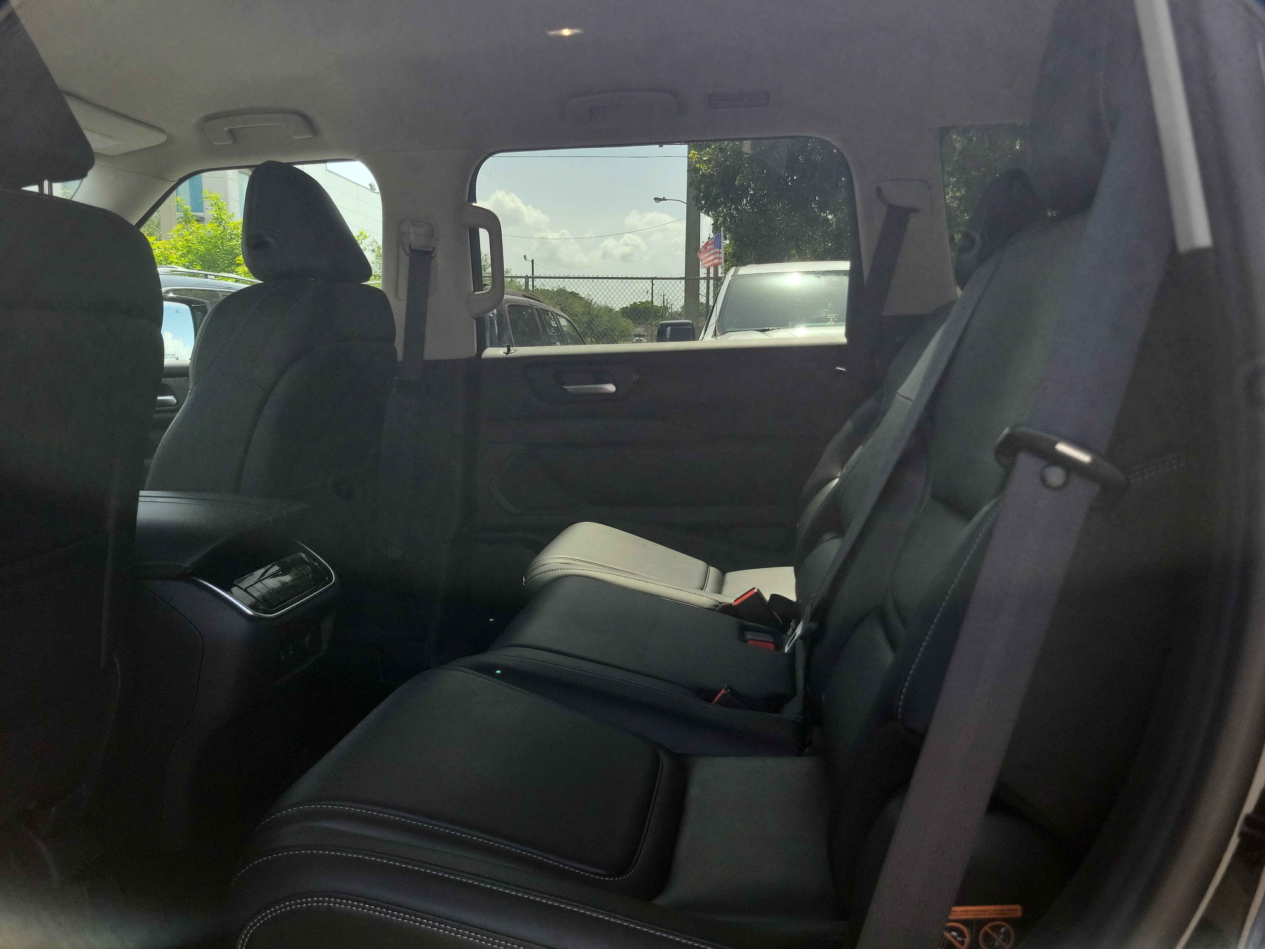 Certified 2026 Nissan Armada SV RWD image 14