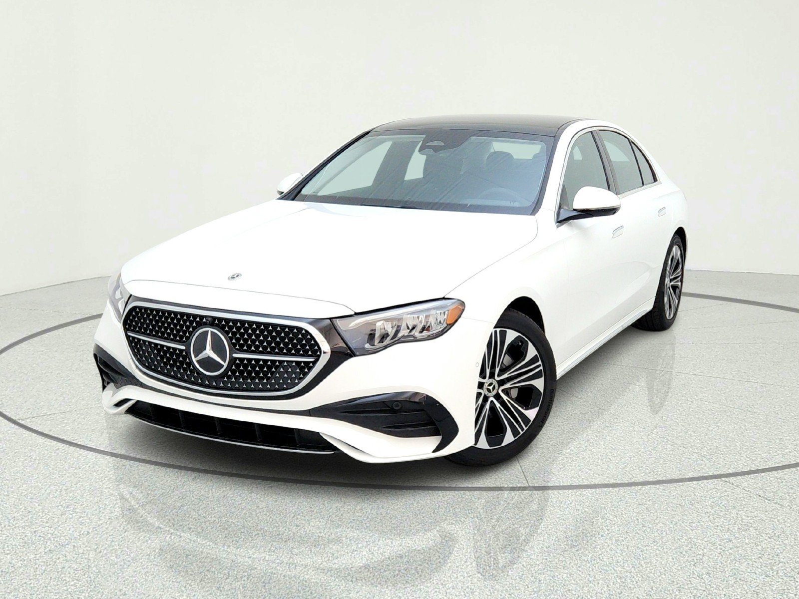 New 2026 Mercedes-Benz E 350 Sedan image 2