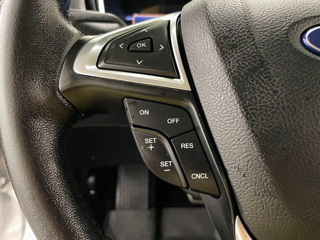 Used 2017 Ford Fusion Titanium FWD image 27