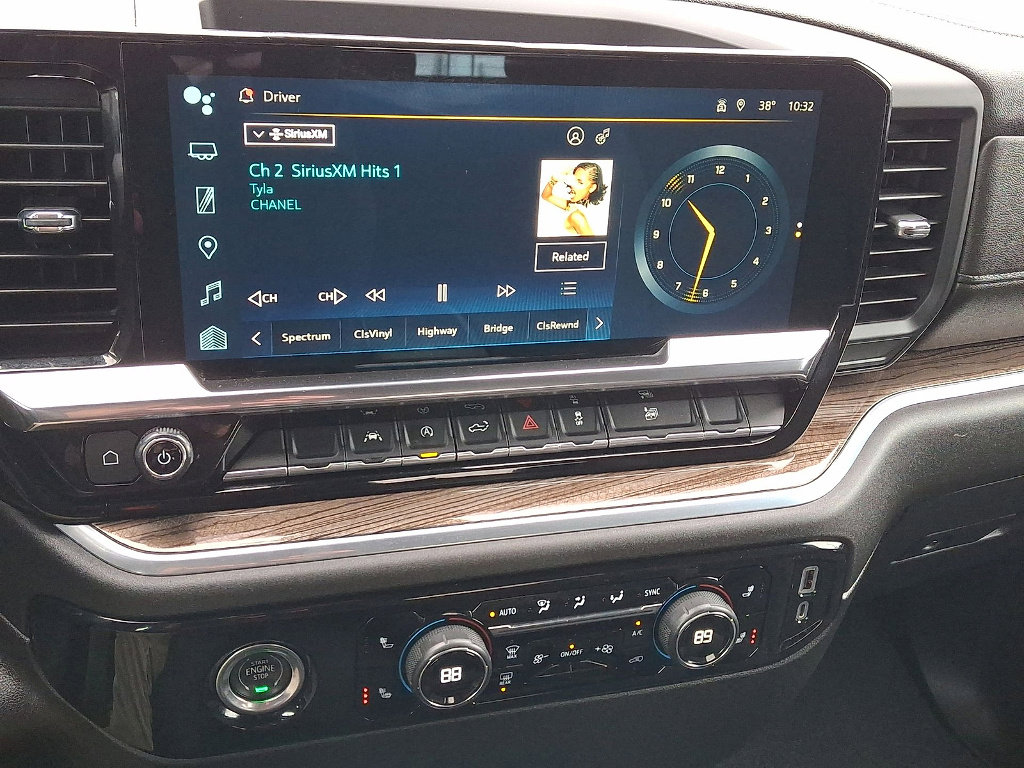 Used 2022 Chevrolet Silverado 1500 RST w/ Protection Package image 8