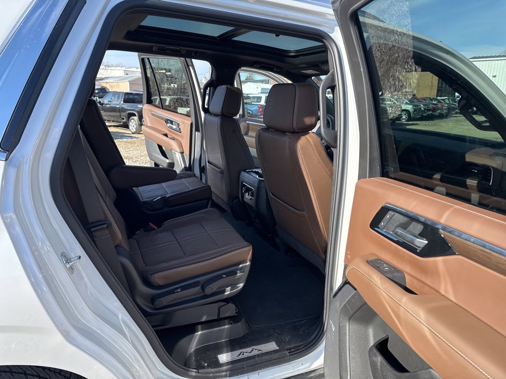 Used 2025 Chevrolet Tahoe High Country w/ Sun And Tow Package image 23