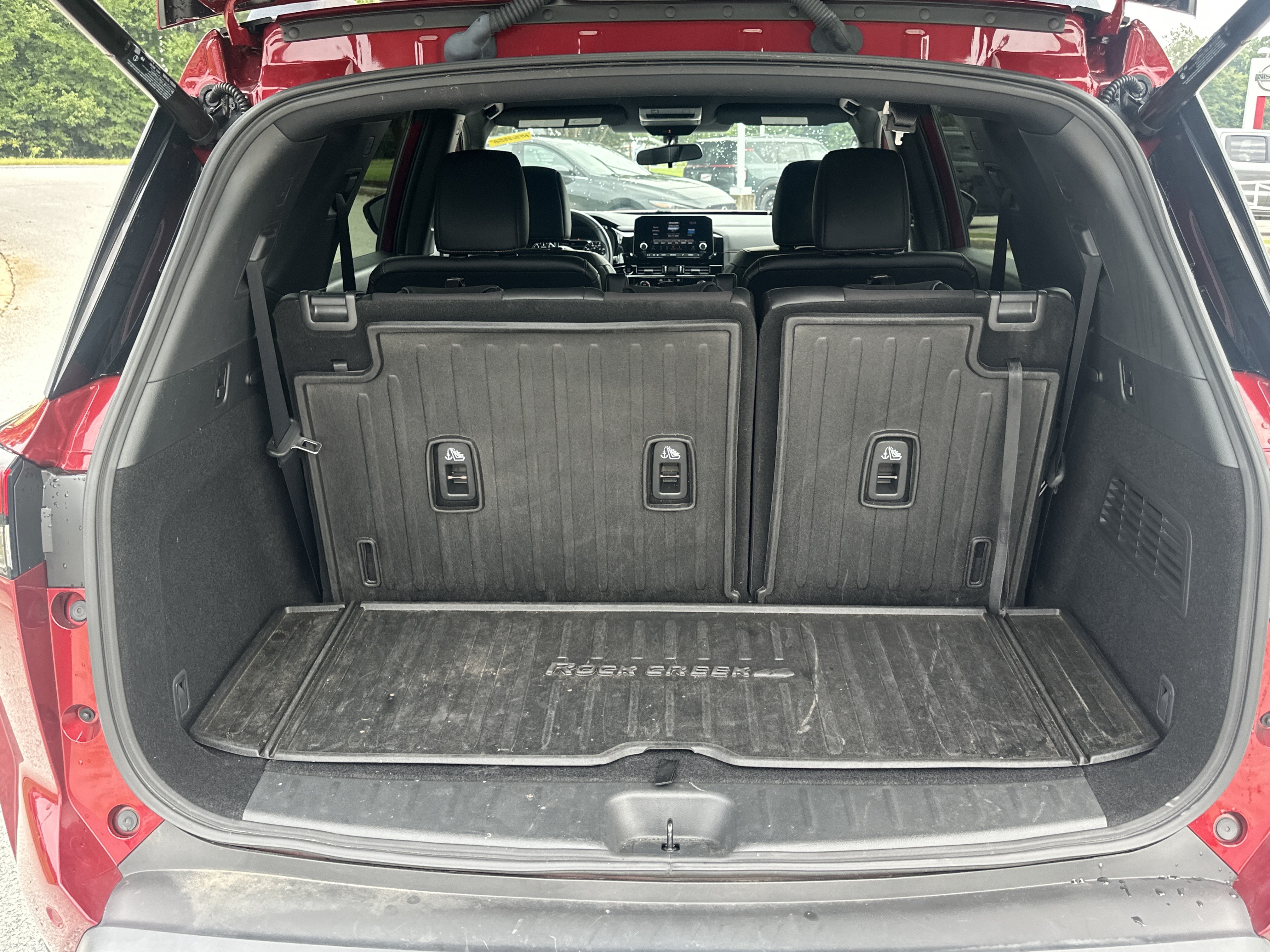 Used 2025 Nissan Pathfinder Rock Creek AWD/4WD image 18
