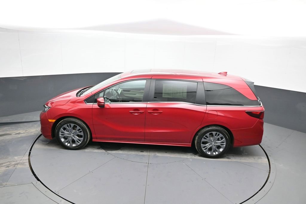 Certified 2025 Honda Odyssey Touring image 44