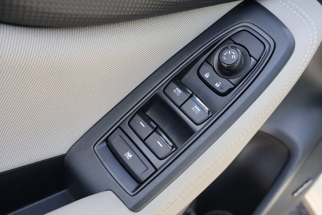 Used 2024 Subaru Forester Premium AWD/4WD image 13
