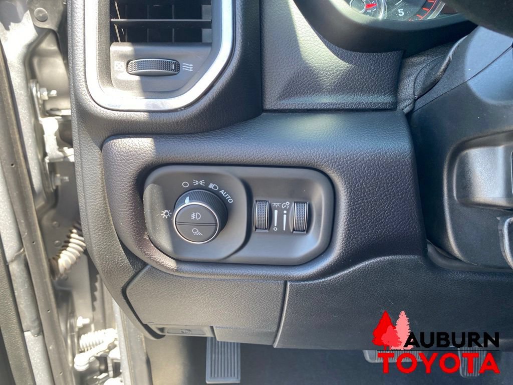 Used 2020 RAM 2500 Laramie w/ Night Edition AWD/4WD image 37