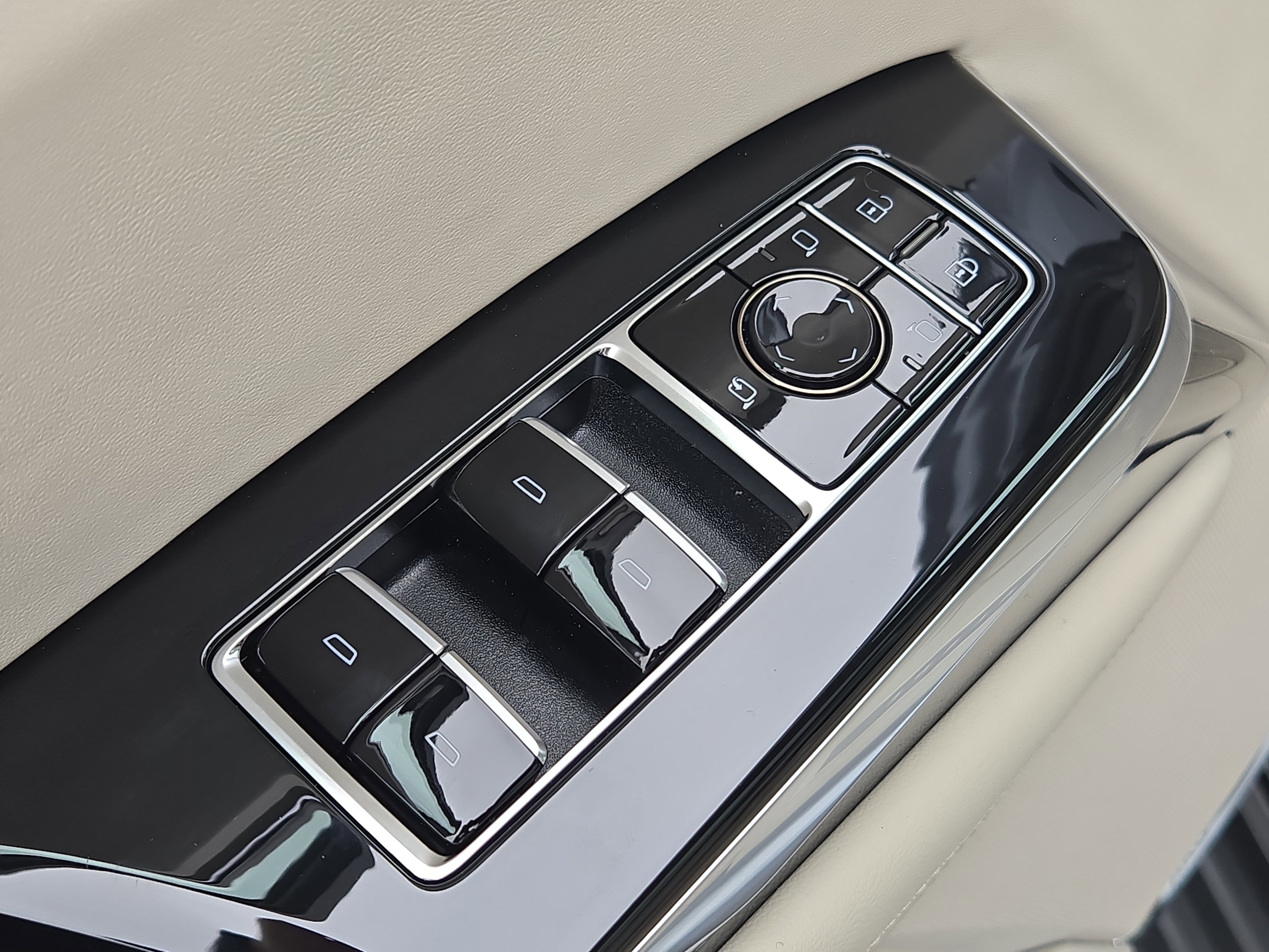 New 2026 Cadillac Escalade Platinum Sport image 16