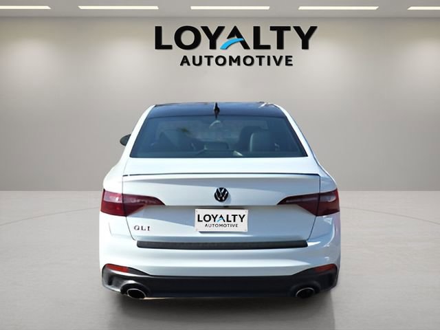 Used 2023 Volkswagen Jetta GLI Autobahn image 4