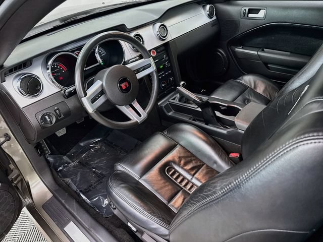 Used 2005 Ford Mustang GT RWD image 19