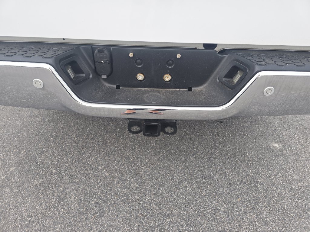 Used 2019 RAM 1500 Tradesman w/ Chrome Appearance Group image 9