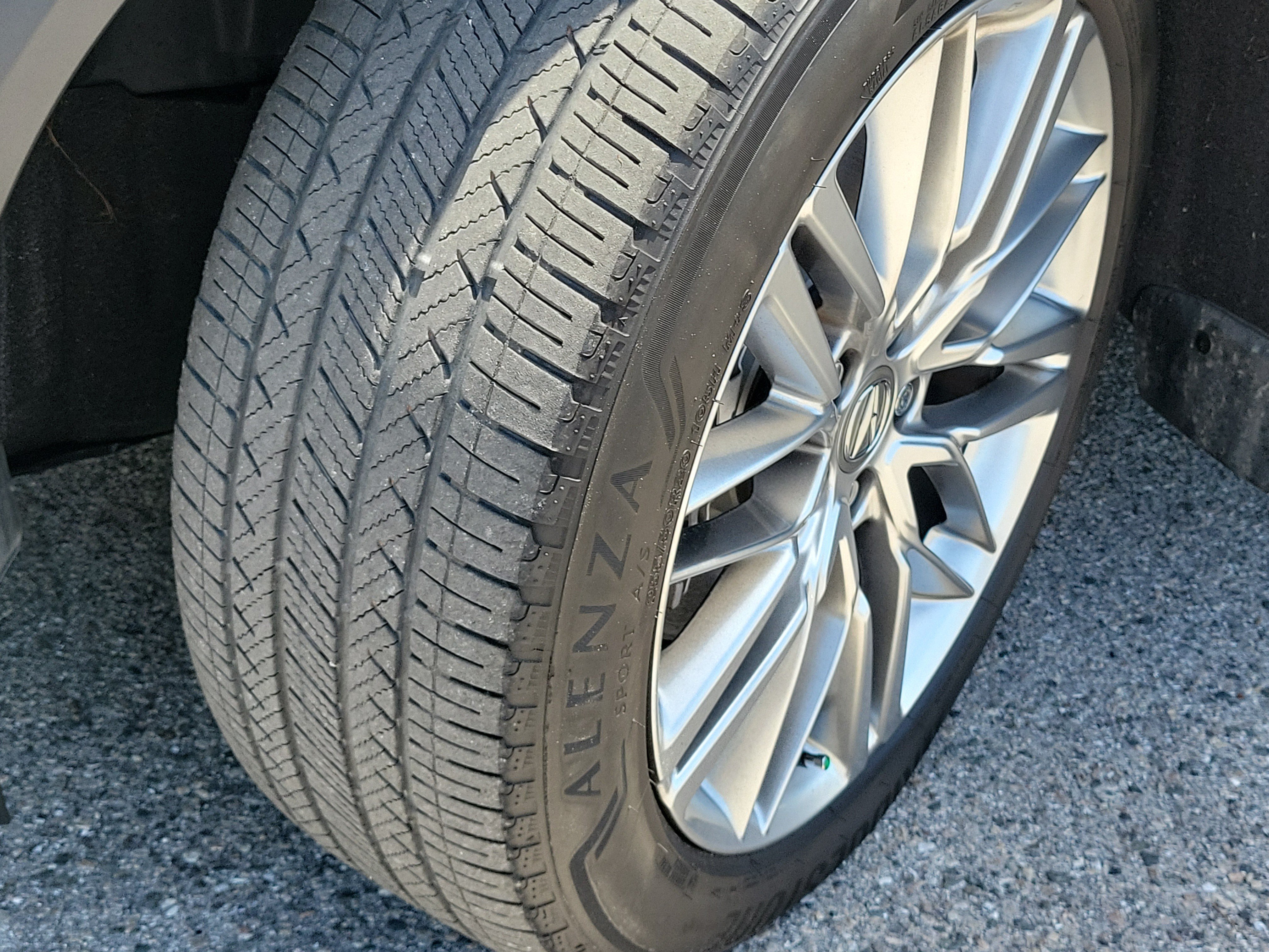 Certified 2024 Acura MDX w/ Advance Package AWD/4WD image 12