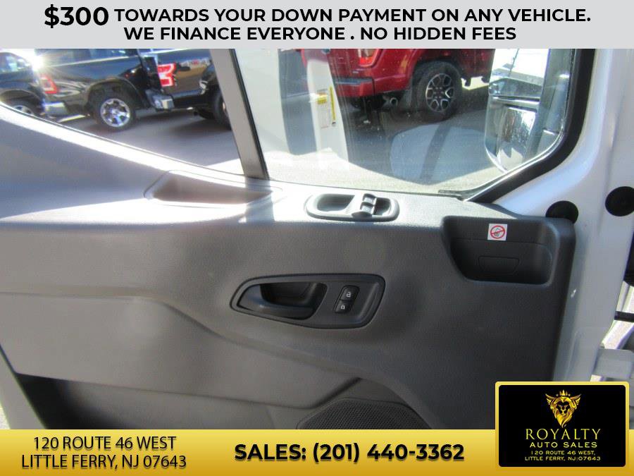 Used 2020 Ford Transit 350 XL image 23