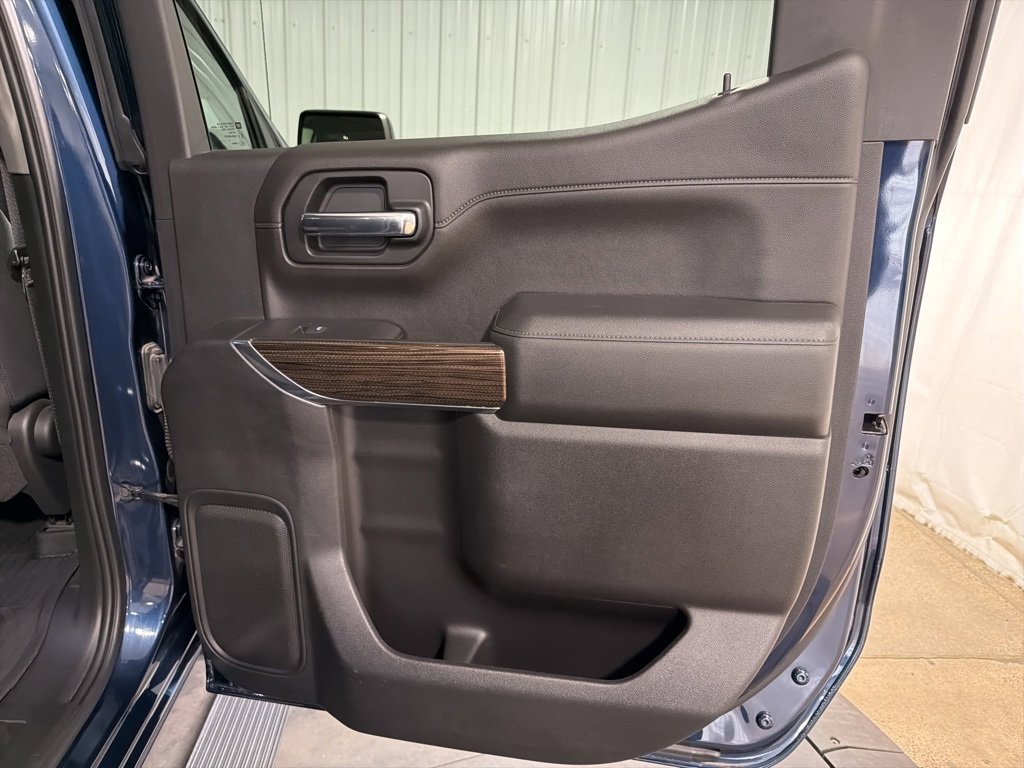 Used 2020 Chevrolet Silverado 1500 LT Trail Boss image 19