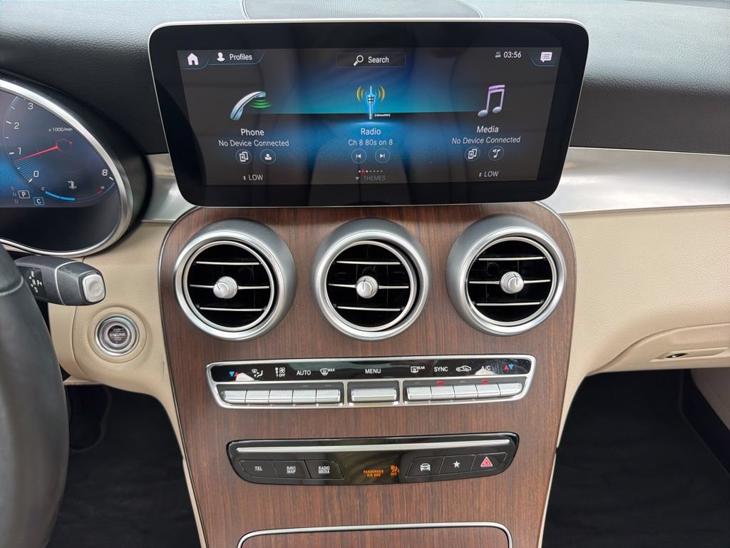 Used 2021 Mercedes-Benz GLC 300 4MATIC image 26