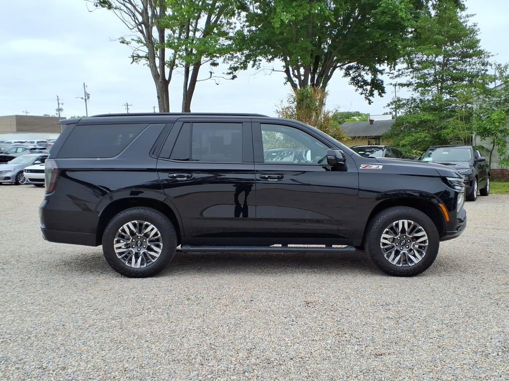 Used 2025 Chevrolet Tahoe Z71 w/ Z71 Off-Road Package AWD/4WD image 11