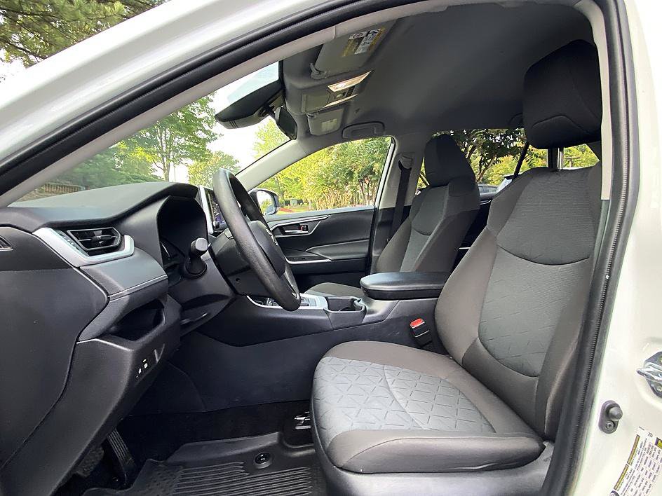 Certified 2025 Toyota RAV4 XLE AWD/4WD image 11