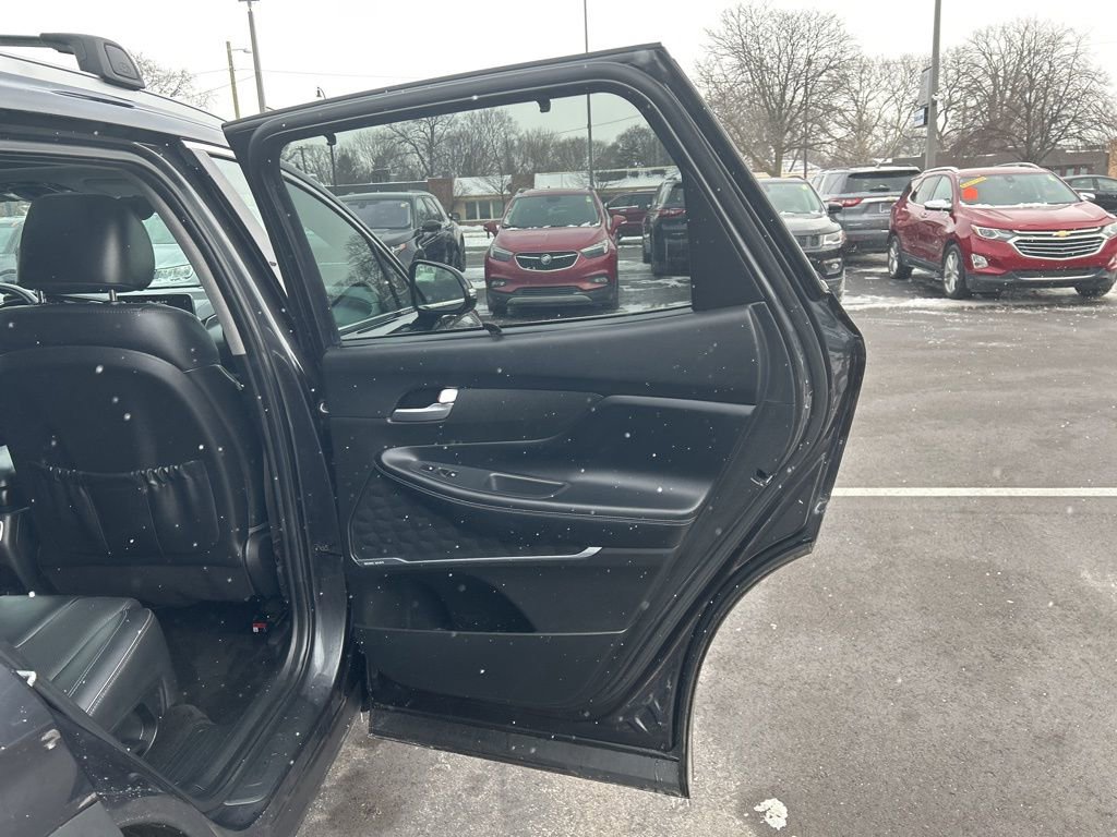 Used 2022 Hyundai Santa Fe Limited image 17