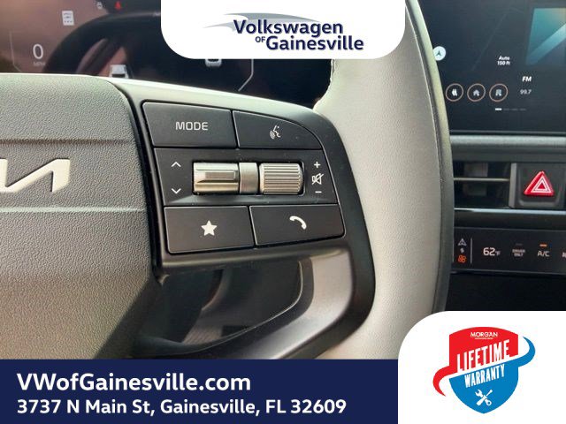 Used 2025 Kia EV6 Light w/ Light LR Technology Package image 21