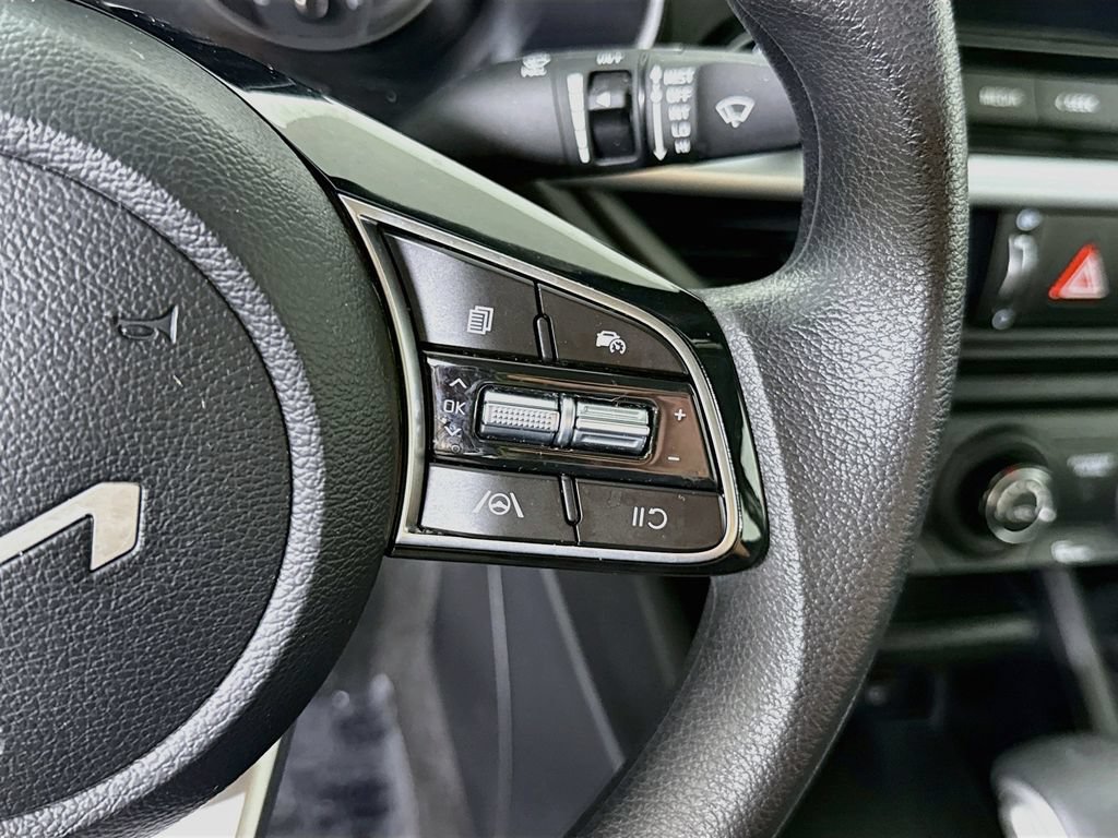 Certified 2024 Kia Forte LXS w/ LXS Technology Package FWD image 21