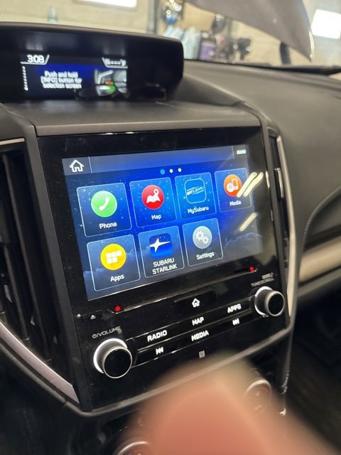 Used 2022 Subaru Forester Limited image 2