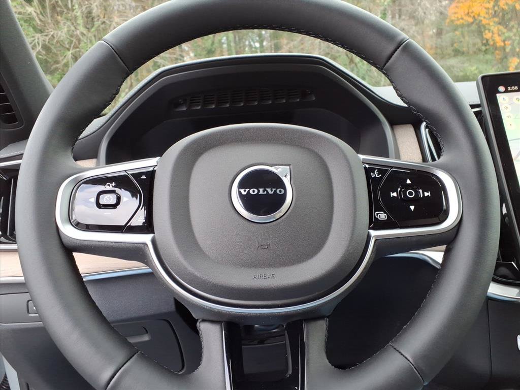 New 2026 Volvo XC90 B6 Plus w/ Protection Package Premier AWD/4WD image 23