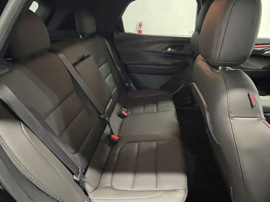 Used 2025 Chevrolet TrailBlazer RS w/ Driver Confidence Package AWD/4WD image 26