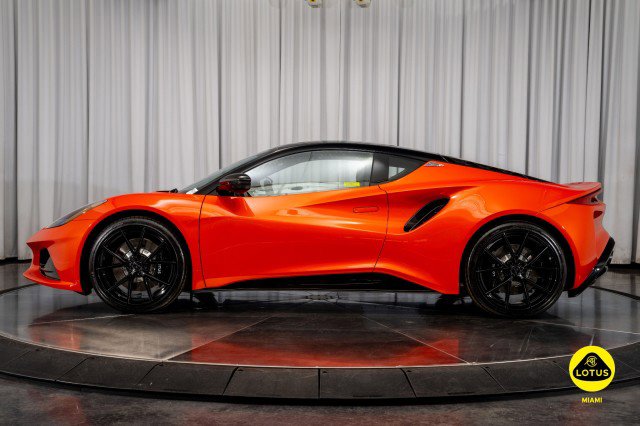 New 2026 Lotus Emira V6 SE image 7