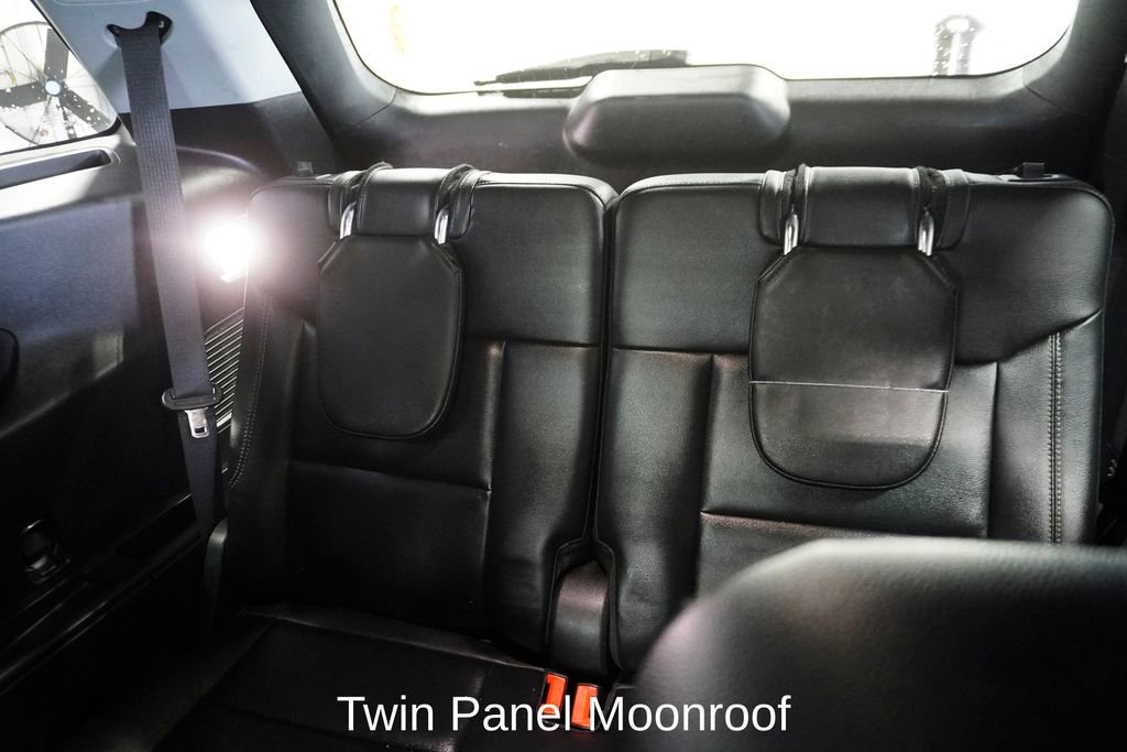 Used 2022 Ford Explorer Limited image 11