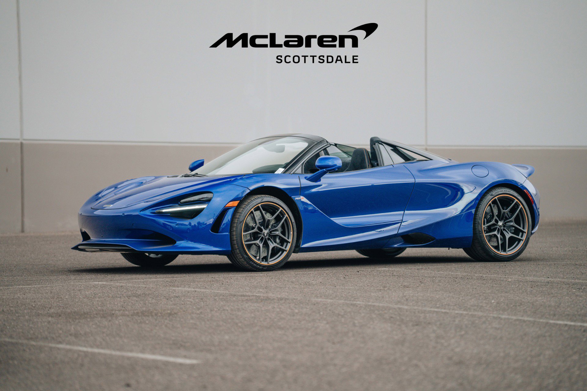Used 2024 McLaren 750S Spider image 5