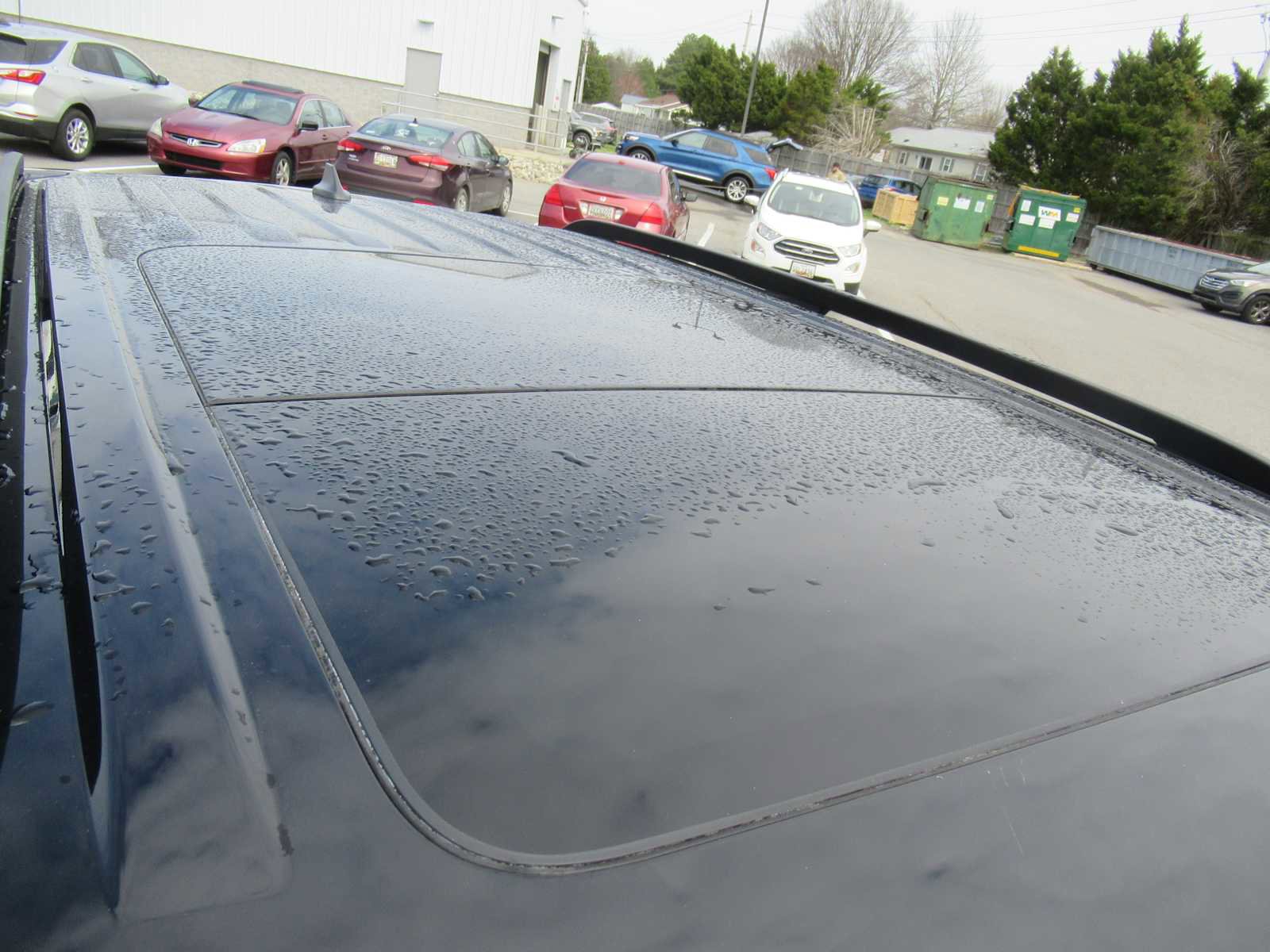 Used 2022 Ford Explorer XLT w/ Equipment Group 202A image 24