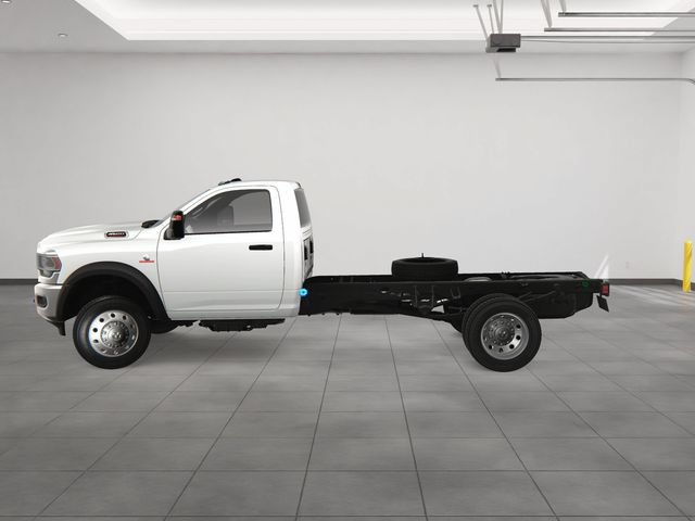 New 2023 RAM 4500 Tradesman RWD image 3