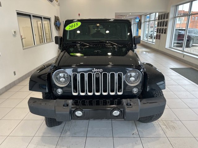 Used 2018 Jeep Wrangler Unlimited Sahara w/ Dual Top Group image 2