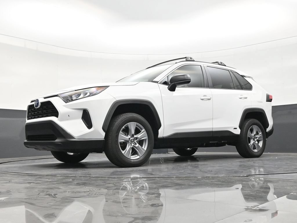 Used 2022 Toyota RAV4 LE AWD/4WD image 21