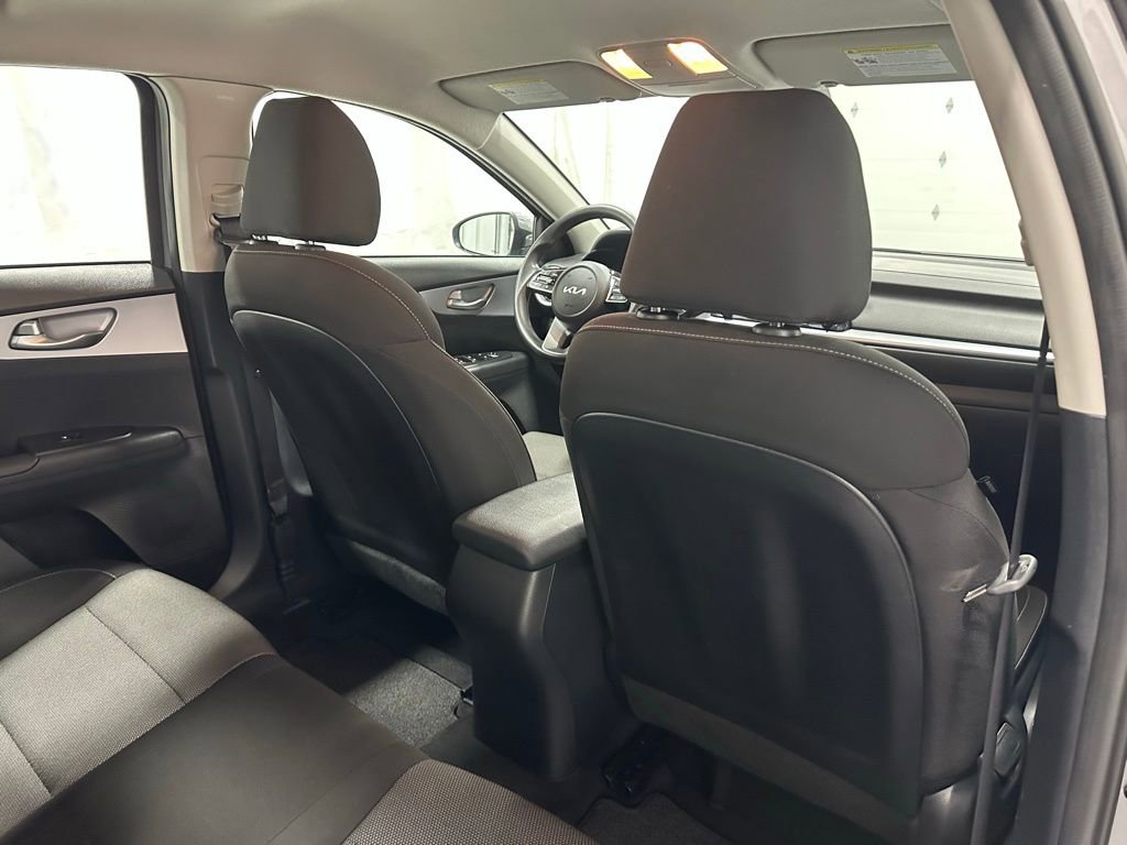 Used 2024 Kia Forte LXS image 48