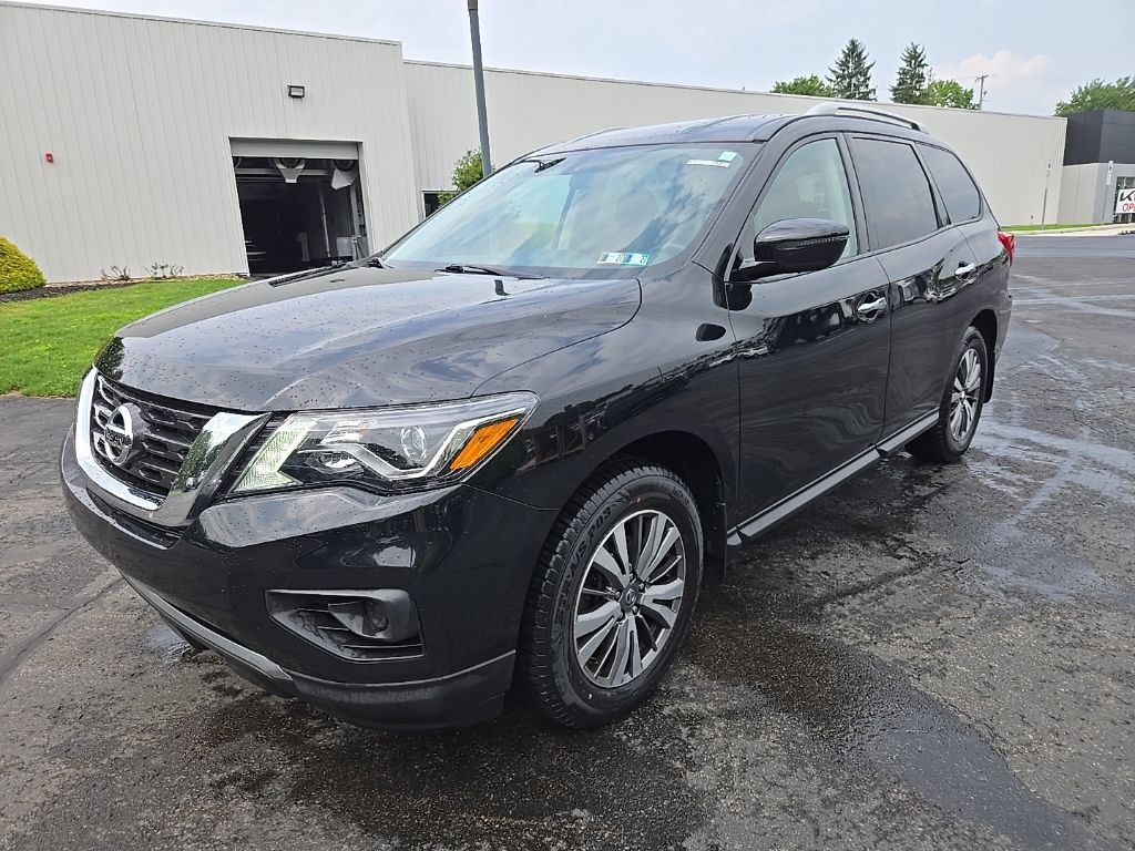 Used 2020 Nissan Pathfinder S AWD/4WD image 9