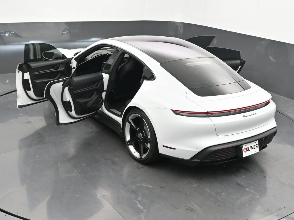 Used 2020 Porsche Taycan 4S image 66