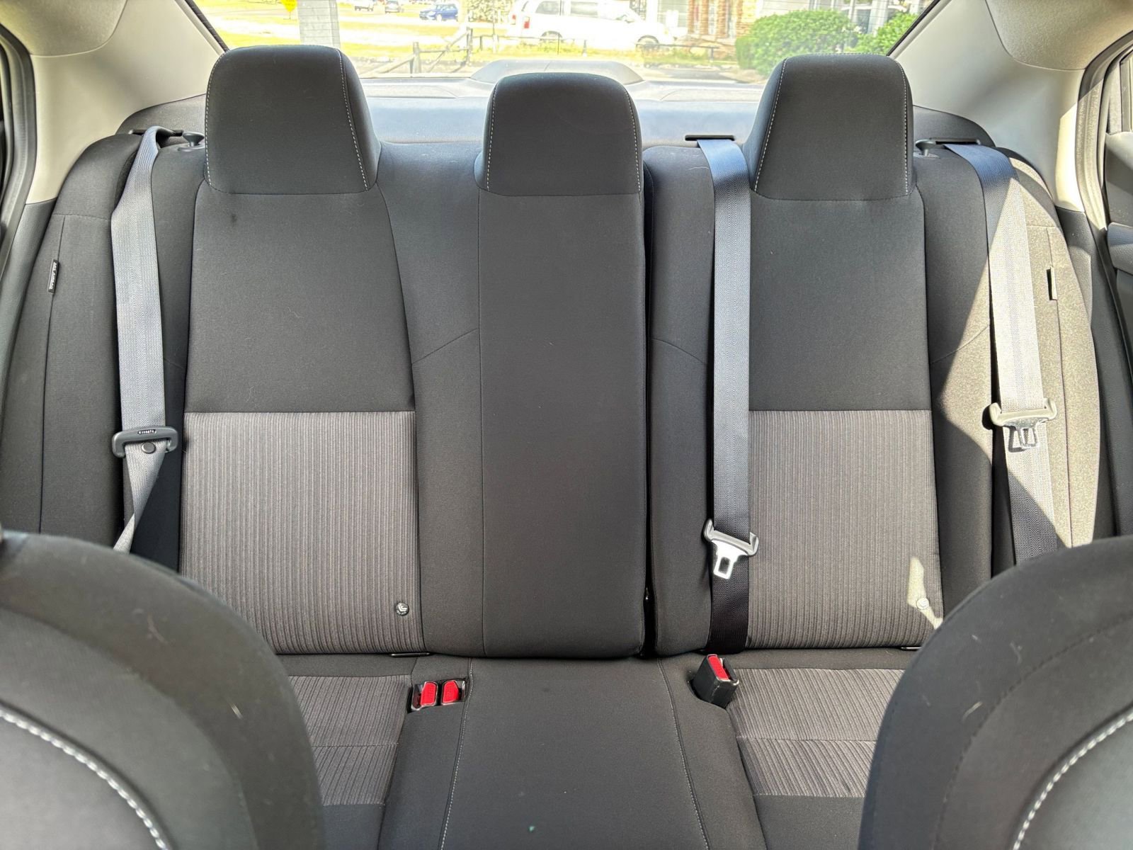 Used 2025 Nissan Sentra SV FWD image 36