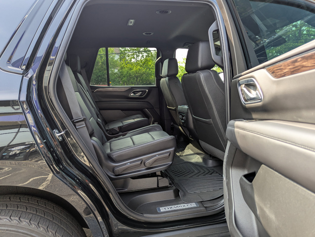 Used 2023 Chevrolet Tahoe Z71 image 43