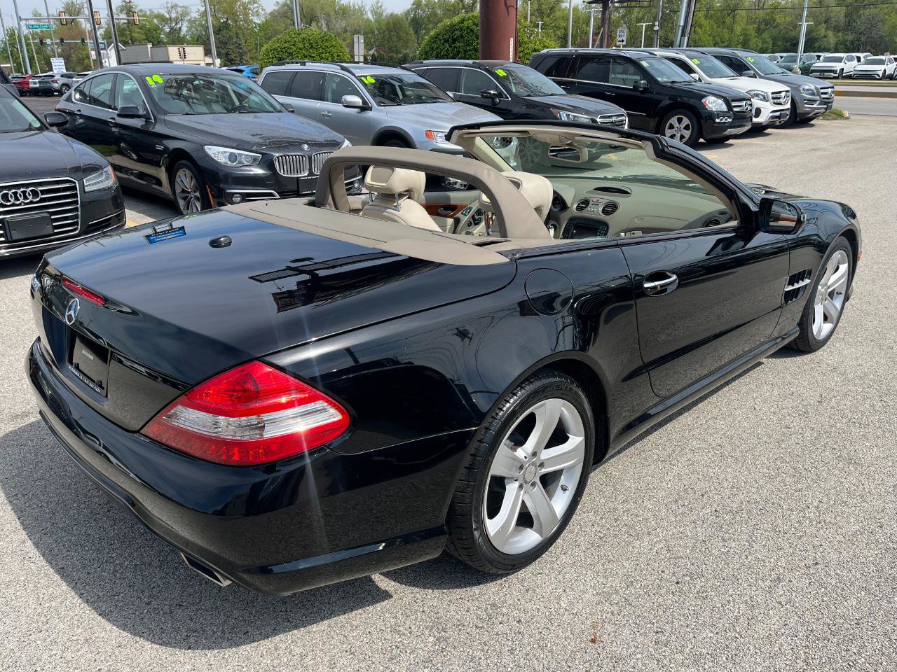 Used 2009 Mercedes-Benz SL 550 image 12