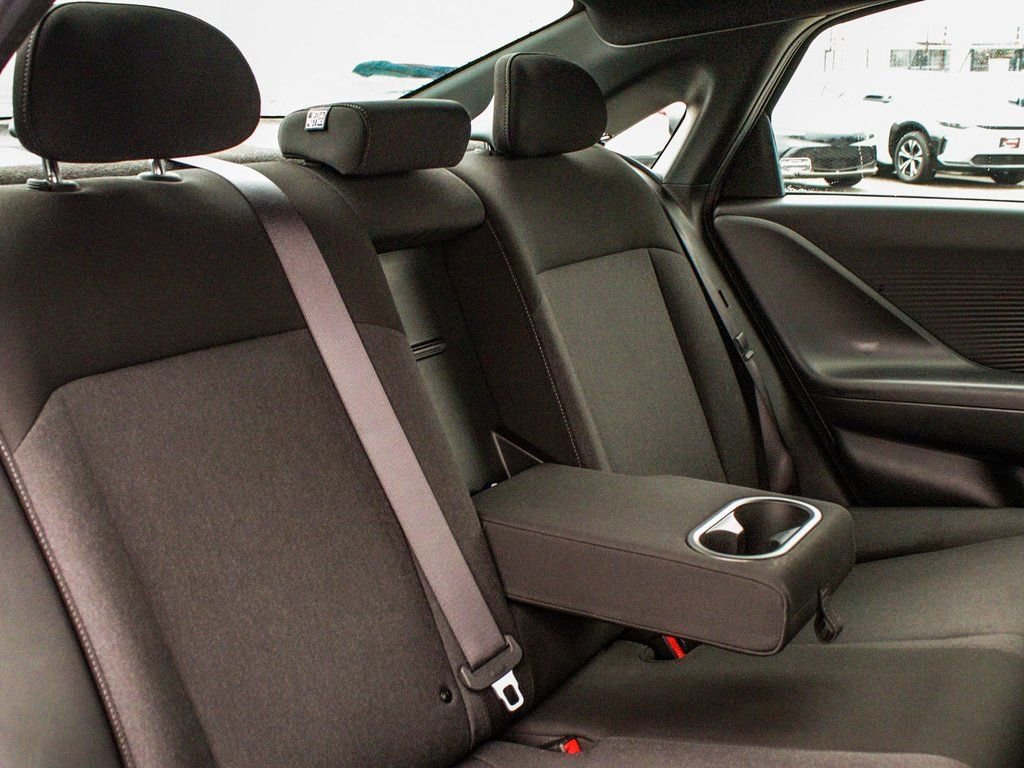 Used 2023 Hyundai Ioniq 6 SE image 38