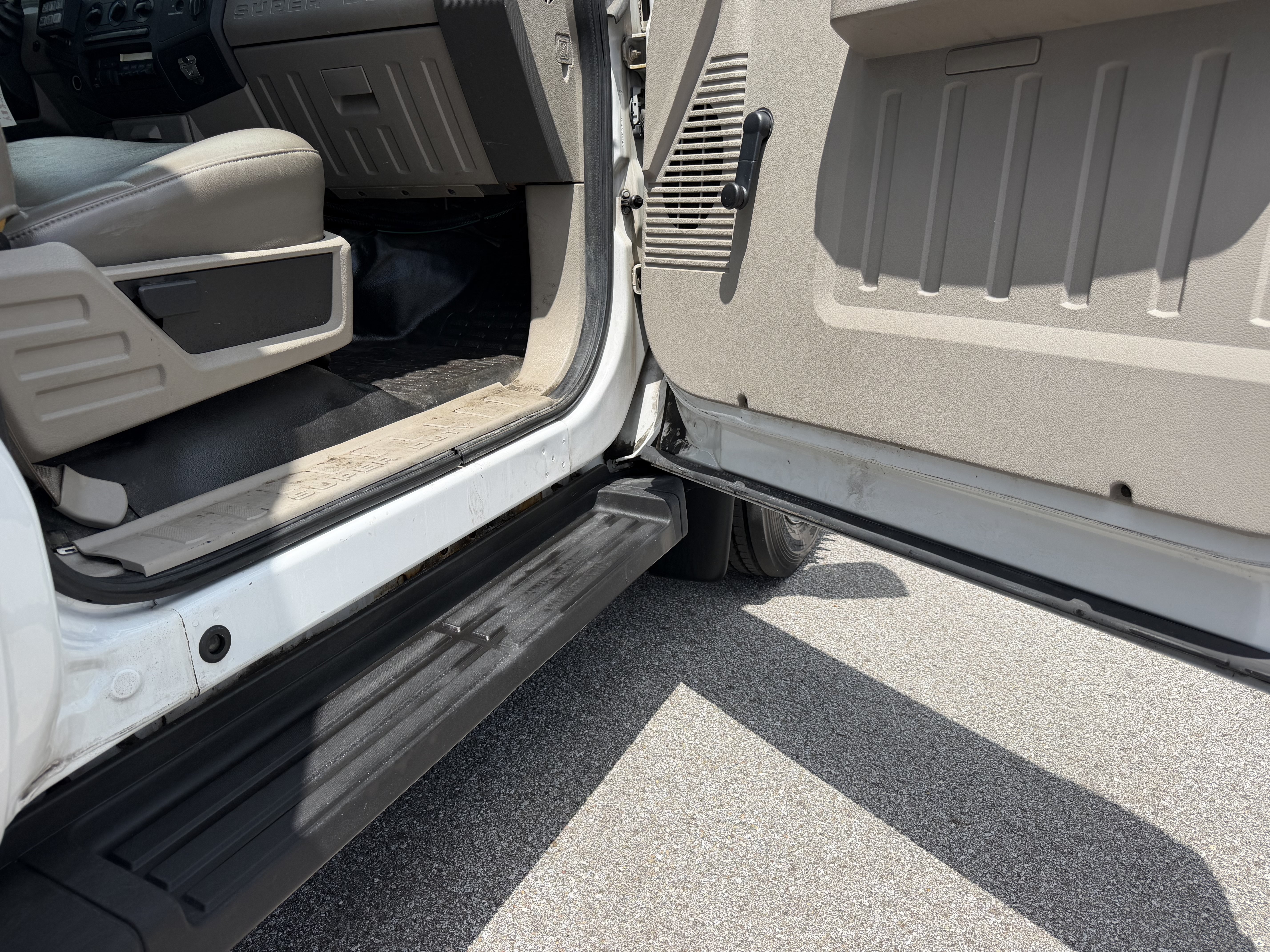 Used 2008 Ford F450 2WD Regular Cab Super Duty image 8