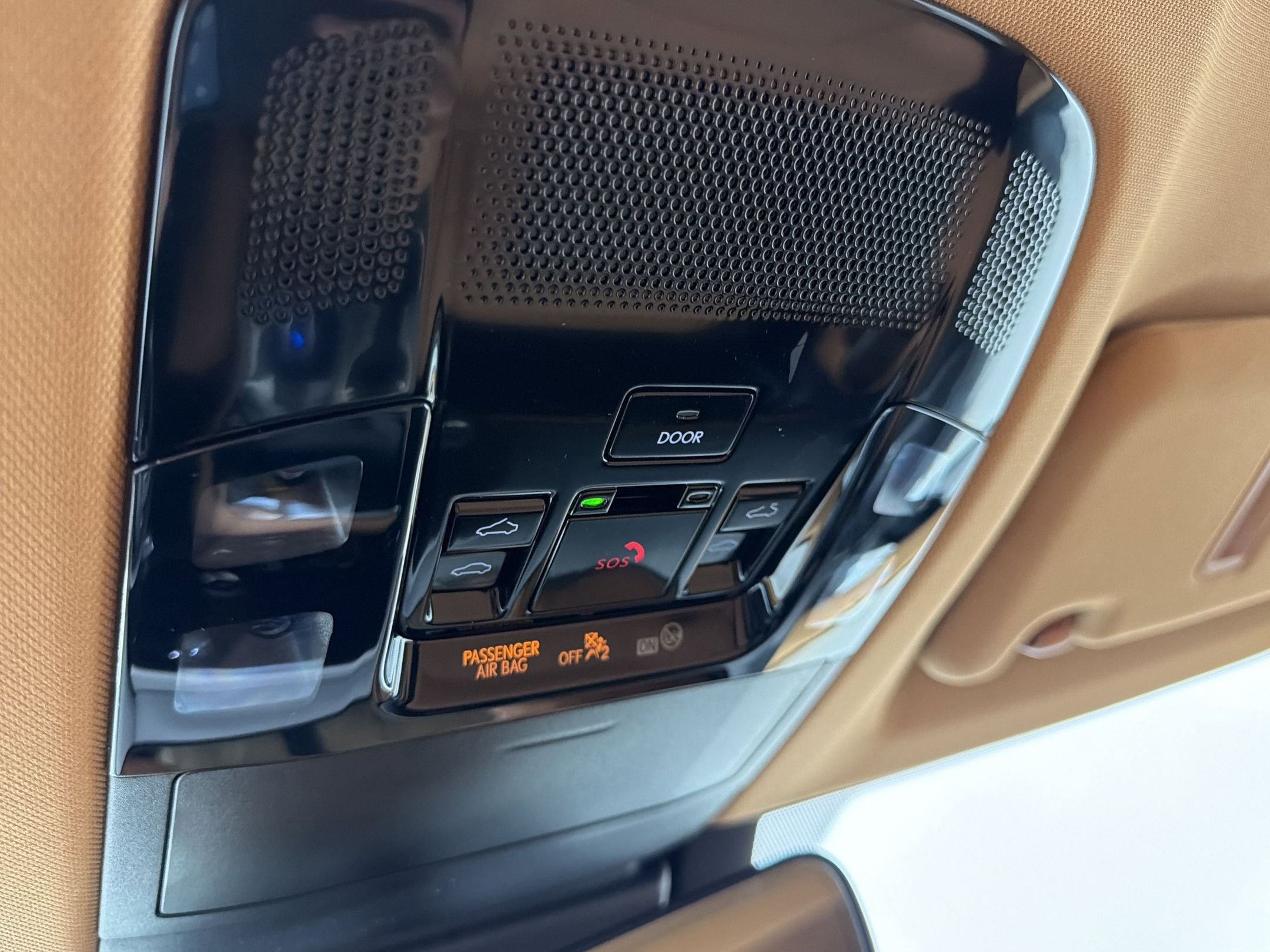 Used 2025 Lexus NX 250 FWD w/ Accessory Package (Z2) image 29