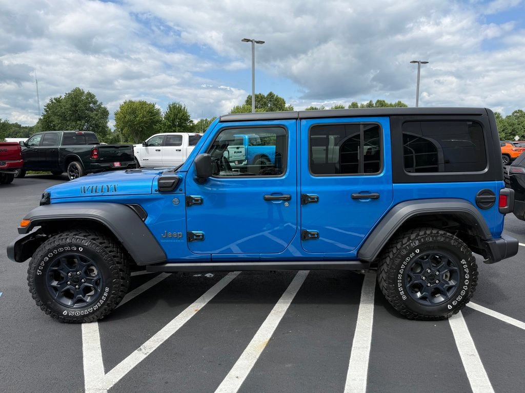 Used 2023 Jeep Wrangler Unlimited w/ Cold Weather Group AWD/4WD image 5
