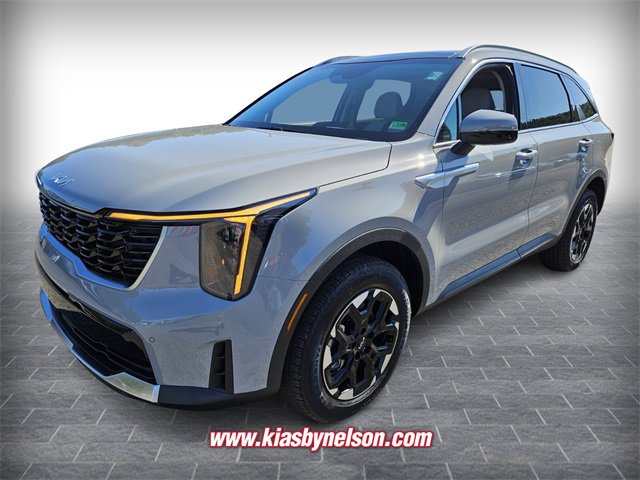 New 2026 Kia Sorento S image 3
