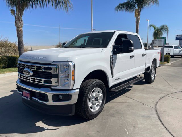 New 2026 Ford F250 XLT w/ FX4 Off-Road Package