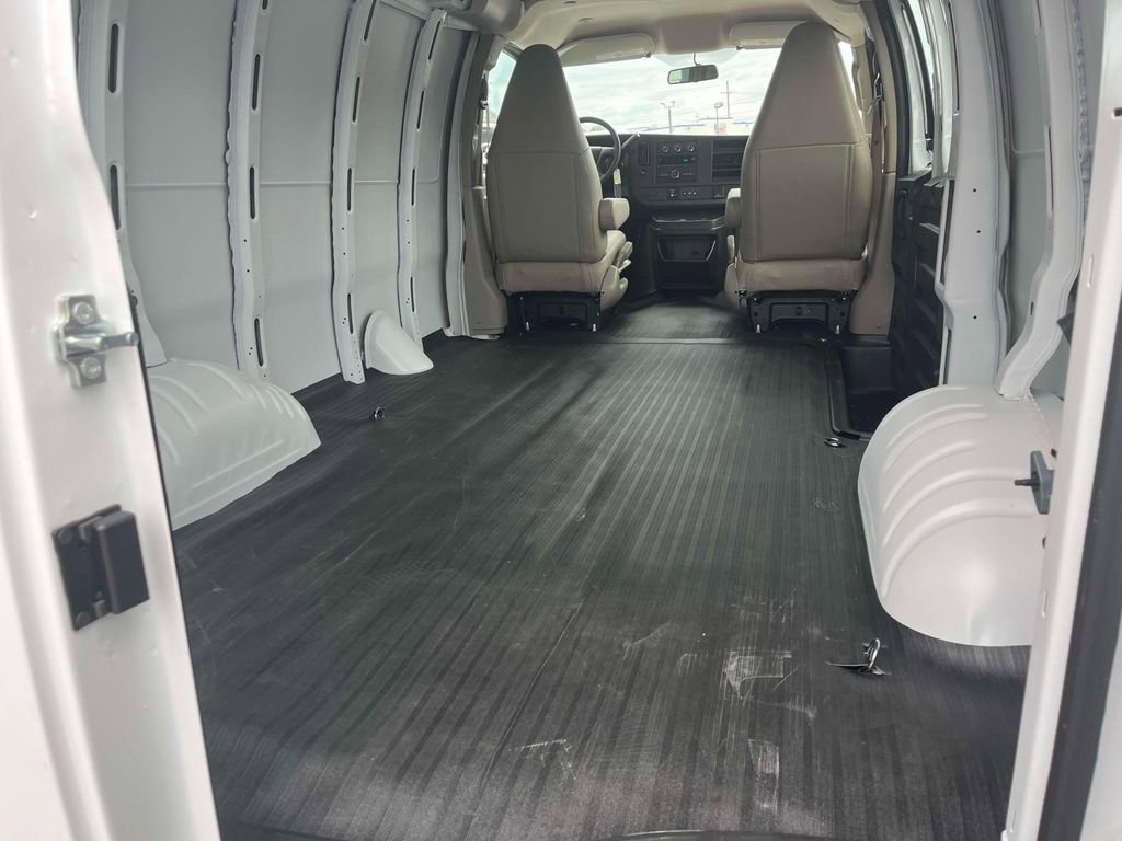 New 2025 GMC Savana 2500 w/ Driver Convenience Package image 13
